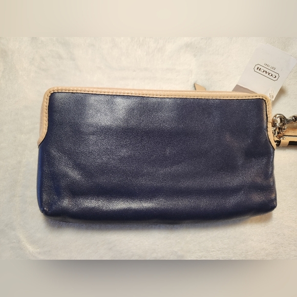 Coach Daisy Spectator Colorblock Zip Wallet Wristlet NWT - Picture 3 of 8